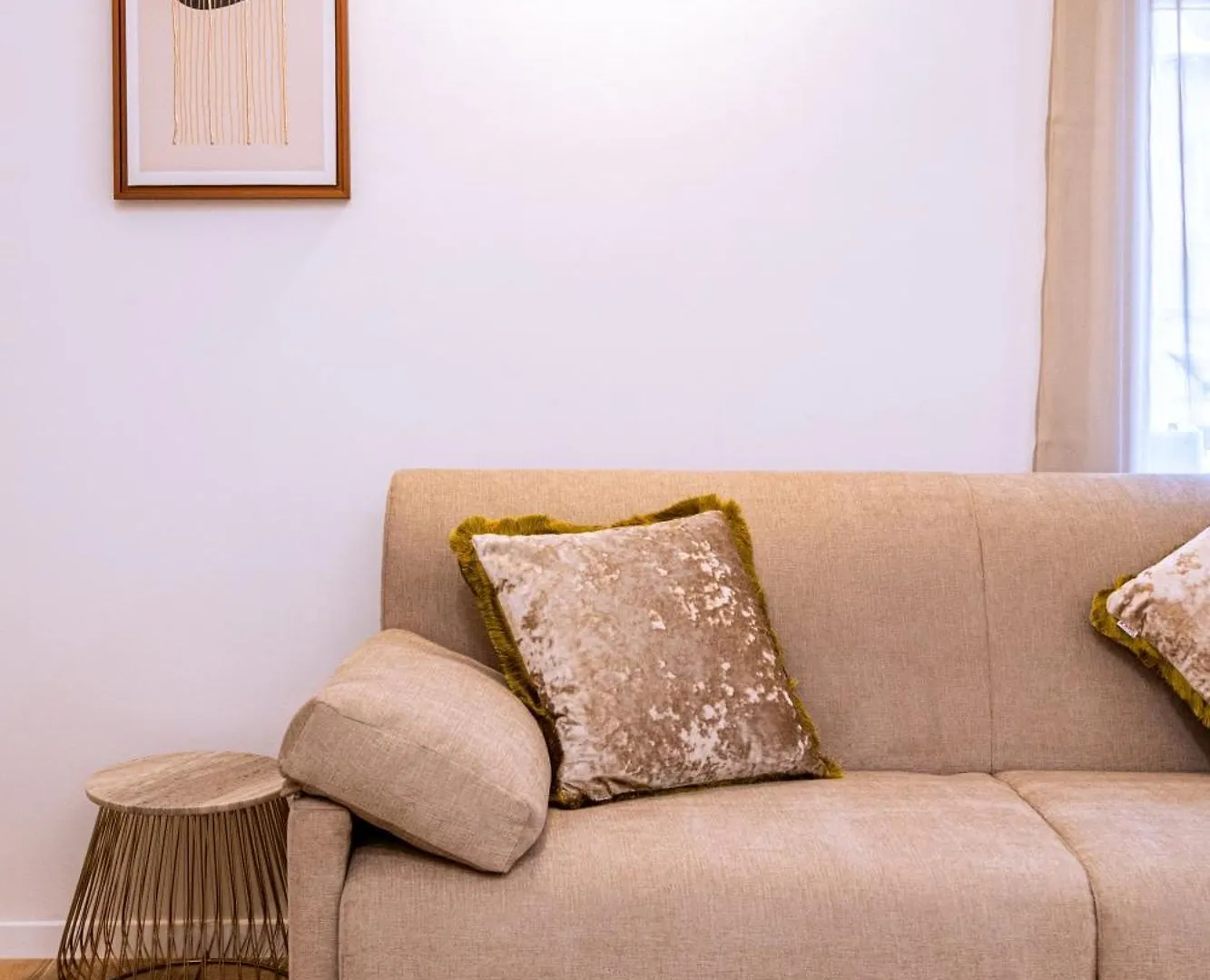 Luxury 2 Bedroom-2 Bathroom Apartment With Rooftop Terrace & Luxury Studio App Split