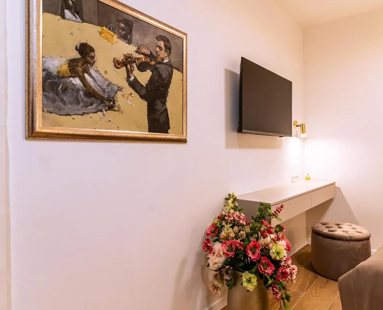 Luxury 2 Bedroom-2 Bathroom Apartment & Studio App With Rooftop Terrace Split