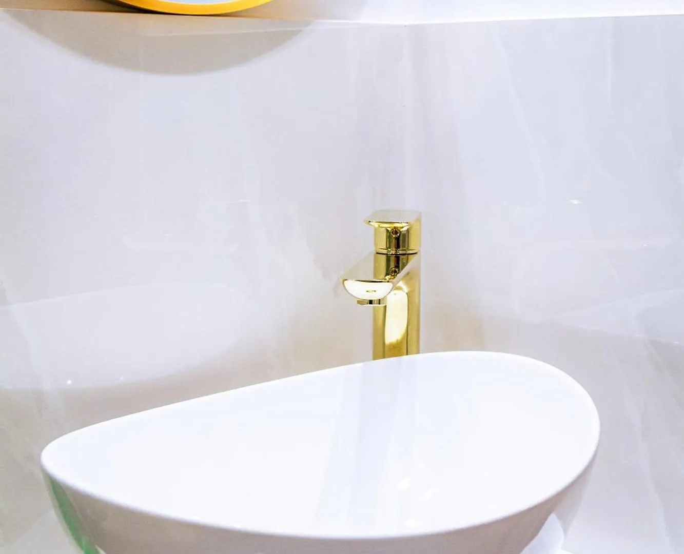 Luxury 2 Bedroom-2 Bathroom Apartment With Rooftop Terrace & Luxury Studio App Σπλιτ