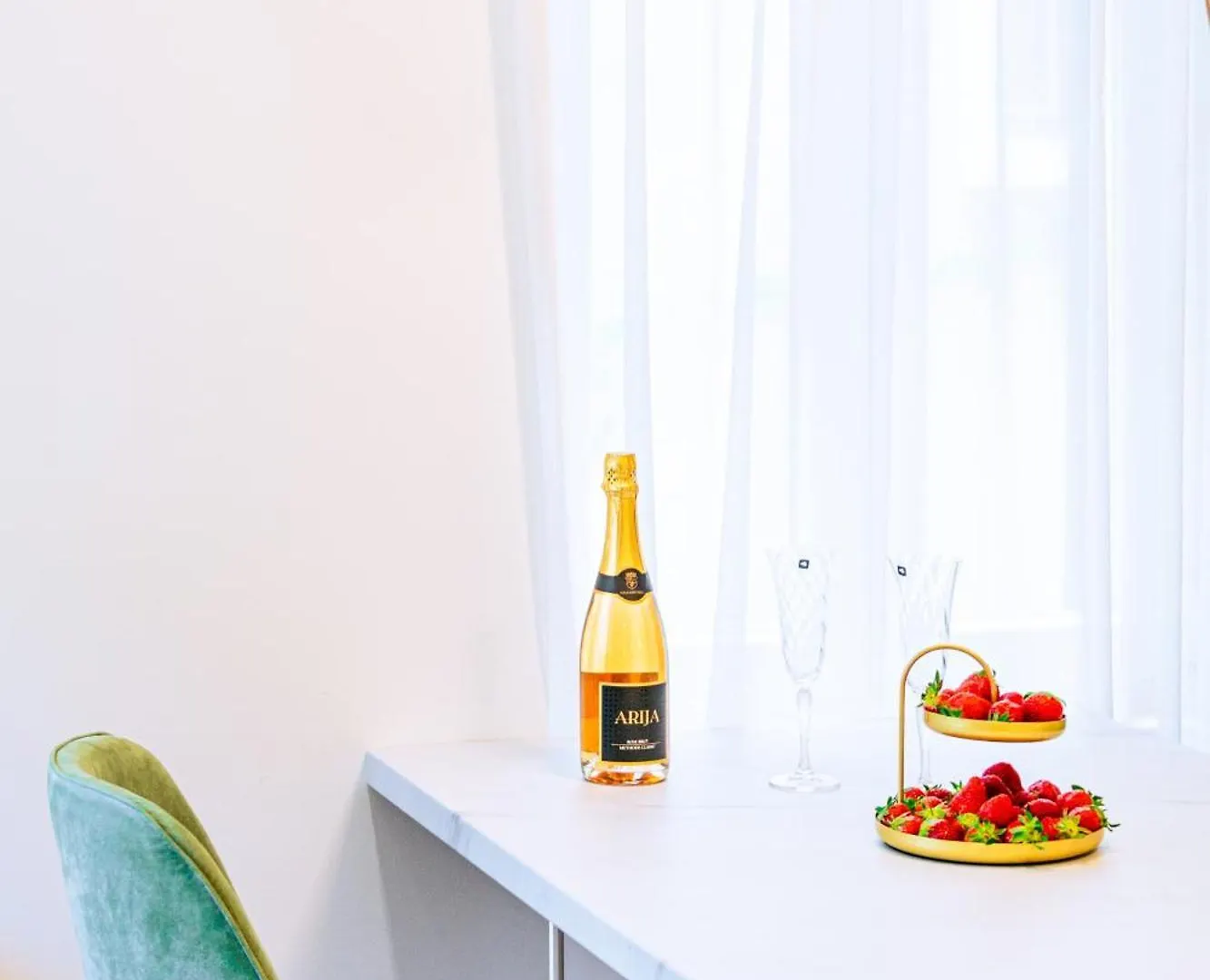 Luxury 2 Bedroom-2 Bathroom Apartment & Studio App With Rooftop Terrace Split